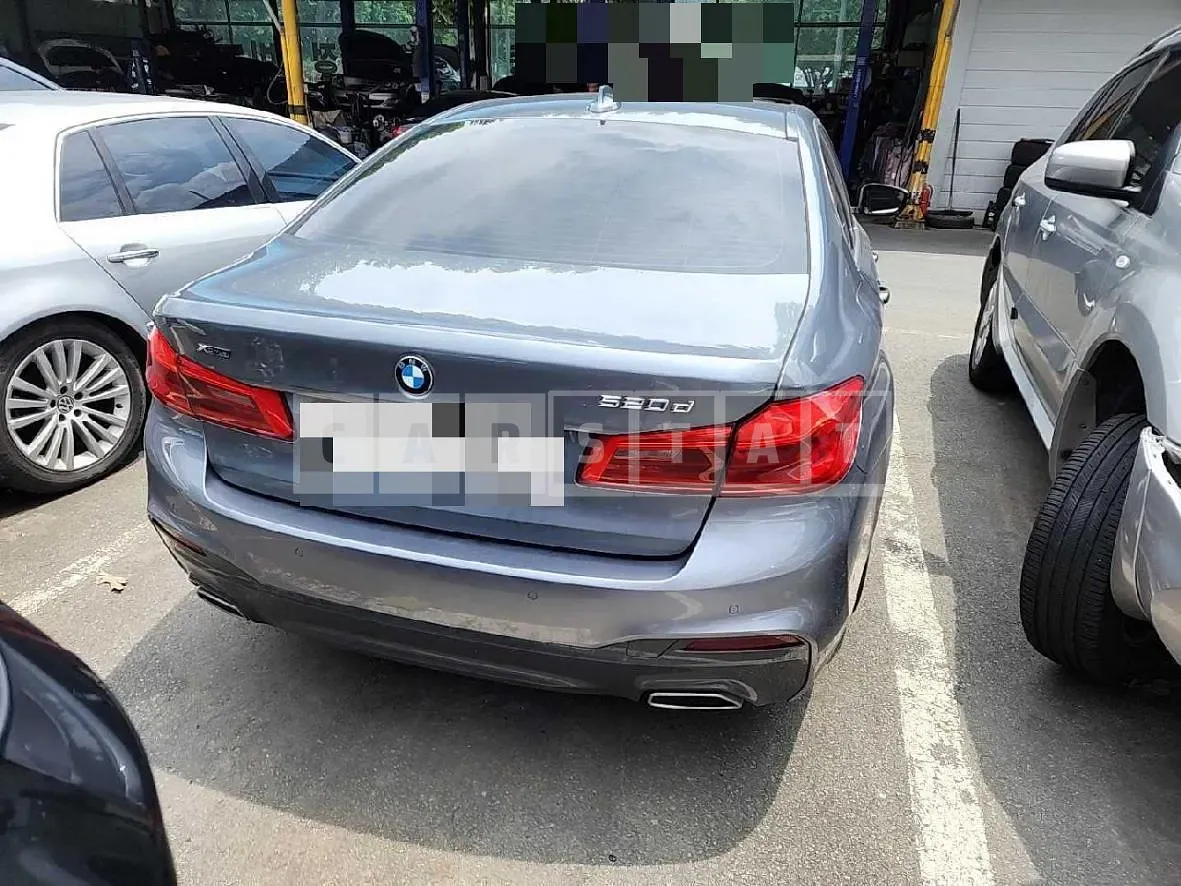 Photo 2 of 37: 2020 BMW 520d xDrive M Sport, VIN WBAJF5107LCE41044 — Korean insurance auction