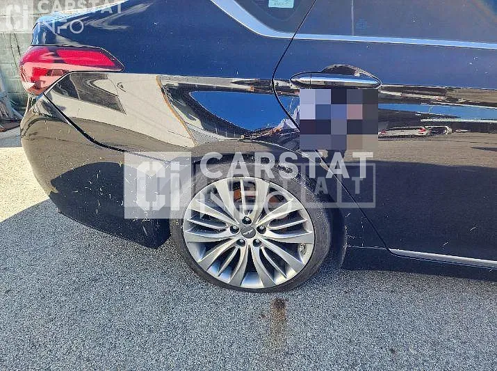 Photo 2 of 21: 2017 Genesis G80 3.3 — Korean insurance auction