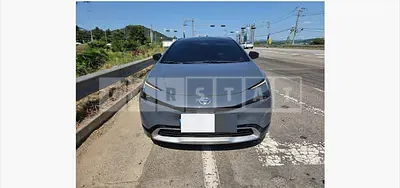 Photo 1 of 48: 2023 Toyota Prius PHEV — Korean insurance auction