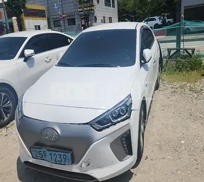 Photo 1 of 34: 2018 Hyundai Modern Ionic — Korean insurance auction