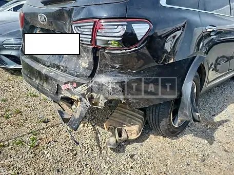 Photo 2 of 14: 2018 Kia Sorento, VIN KNAPF81ABJA462252 — Korean insurance auction