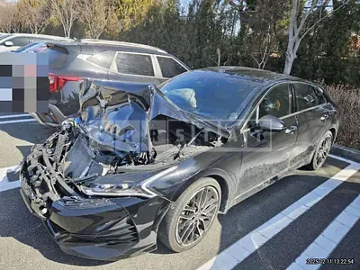 Photo 1 of 9: 2021 Kia K5 — Korean insurance auction