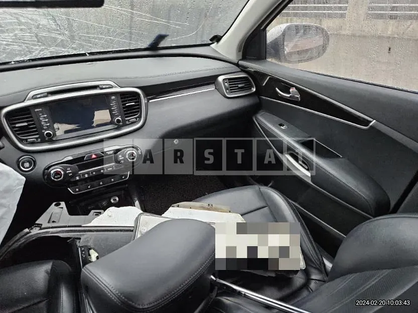 Photo 2 of 40: 2016 Kia Sorento 2.0 — Korean insurance auction