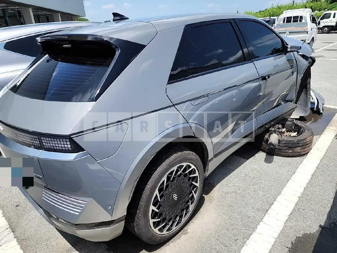 Photo 2 of 14: 2021 Hyundai IONIQ 5 Long Range, VIN KMHKR81CPNU031487 — Korean insurance auction