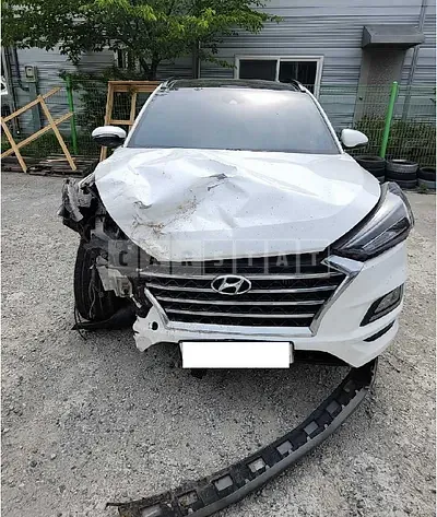 Photo 1 of 37: 2019 Hyundai Tucson, VIN KMHJ581A2KU138009 — Korean insurance auction