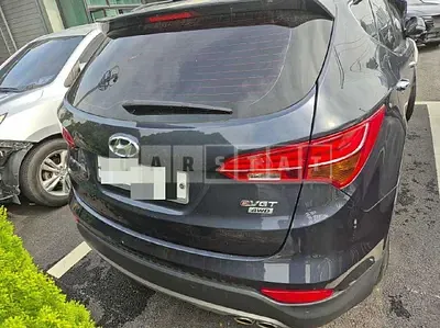 Photo 1 of 11: 2014 Hyundai Santa Fe DM 4WD — Korean insurance auction