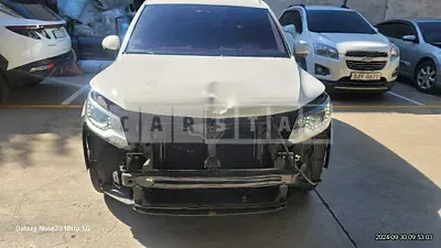 Photo 1 of 26: 2015 Volkswagen Tiguan 2.0 TDI Blue Motion, VIN WVGZZZ5NZFW524950 — Korean insurance auction