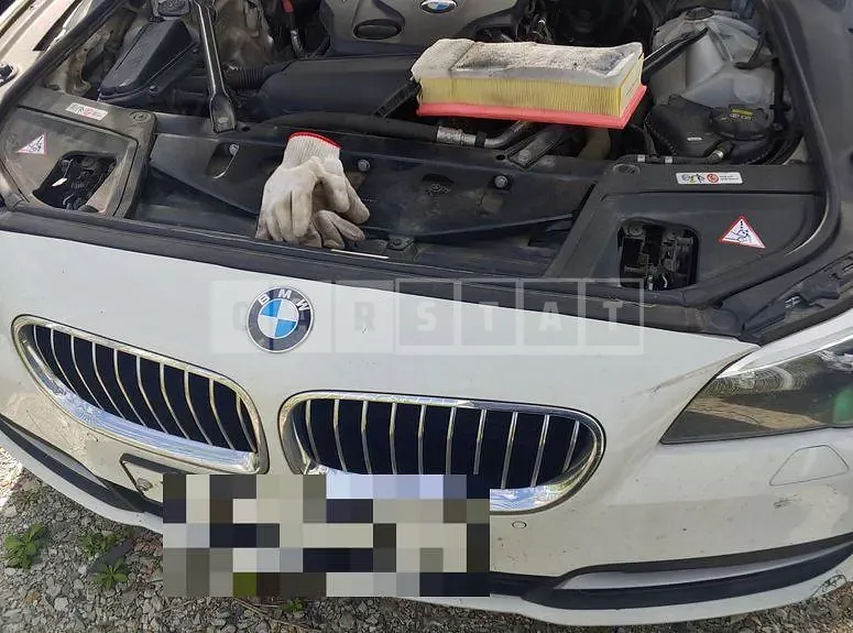 Photo 2 of 13: 2015 BMW 520d — Korean insurance auction