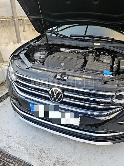 Photo 1 of 24: 2022 Volkswagen Tiguan 2.0 TDI, VIN WVGZZZ5NZNW008760 — Korean insurance auction
