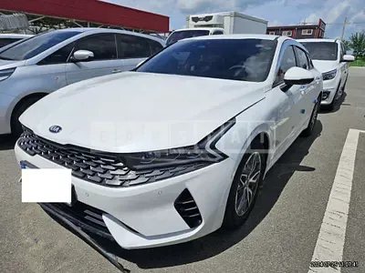 Photo 1 of 19: 2021 Kia K5 — Korean insurance auction