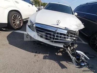 Photo 1 of 14: 2017 Mercedes-Benz E220d — Korean insurance auction