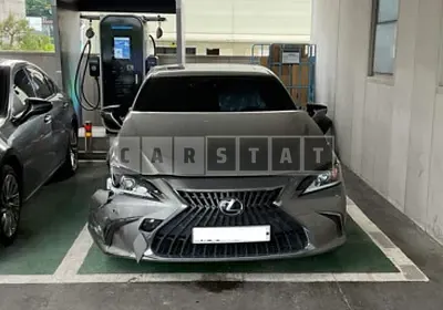 Photo 1 of 44: 2022 Lexus ES300h, VIN JTHBA1C12P2012759 — Korean insurance auction