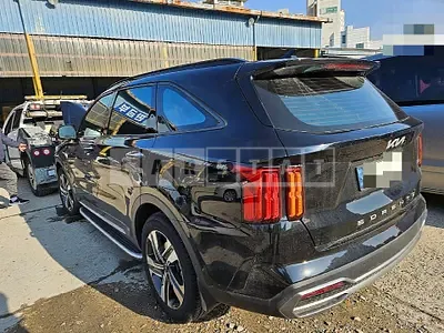Photo 1 of 17: 2021 Kia Sorento 1.6 Hybrid, VIN KNARH81GBNA068790 — Korean insurance auction