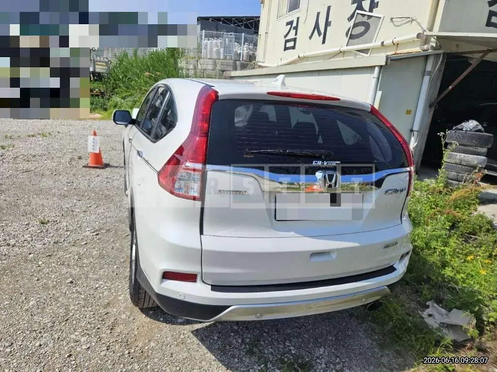 Photo 2 of 9: 2015 Honda CR-V 4WD — Korean insurance auction