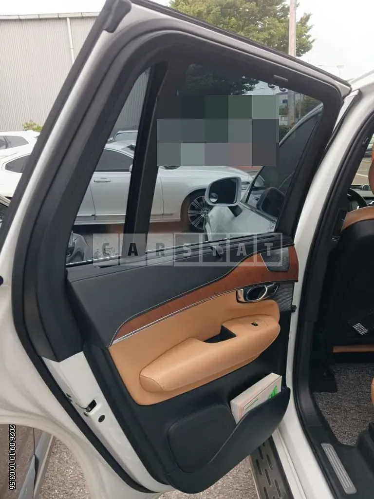Photo 2 of 51: 2020 Volvo XC90T6 AWD — Korean insurance auction