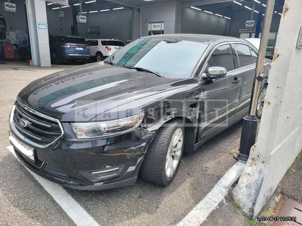Photo 2 of 20: 2016 Ford Taurus, VIN 1FAHP2F95GG124174 — Korean insurance auction
