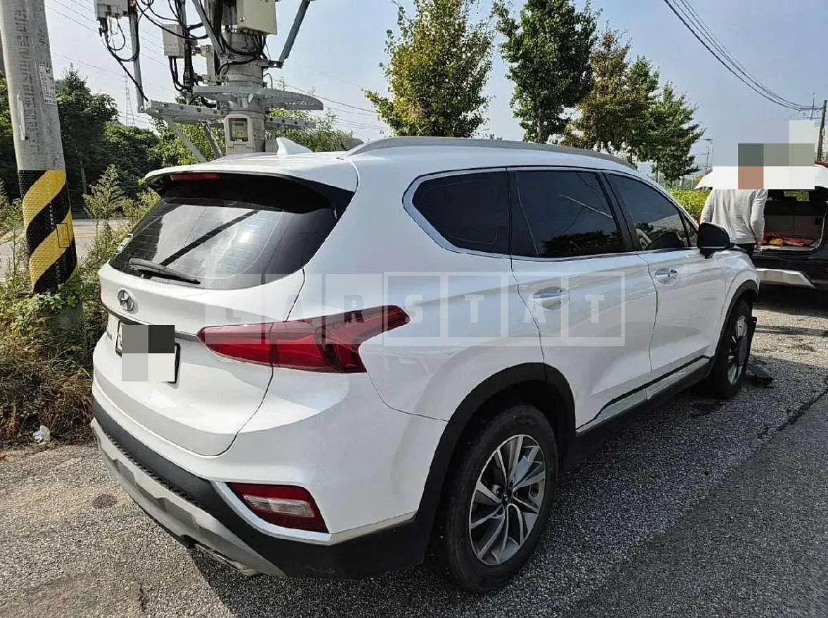 Photo 2 of 25: 2020 Hyundai Santa Fe TM — Korean insurance auction