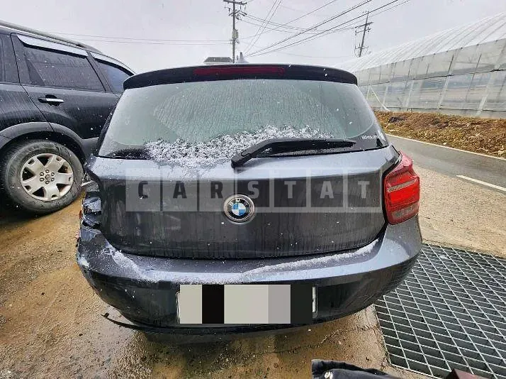 Photo 2 of 12: 2015 BMW 118d — Korean insurance auction