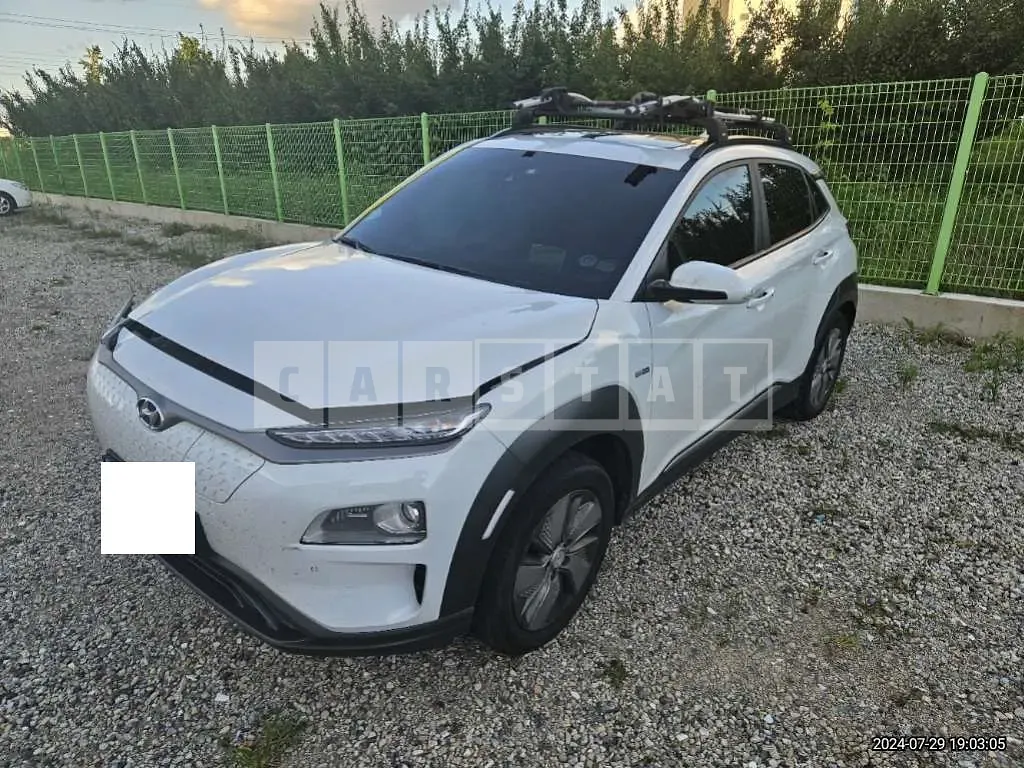 Photo 2 of 21: 2020 Hyundai Kona — Korean insurance auction
