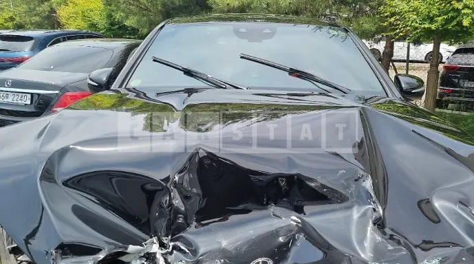 Photo 2 of 40: 2020 Mercedes-Benz GLE400d 4Matic Coupe, VIN W1NFD2DB2LA277133 — Korean insurance auction