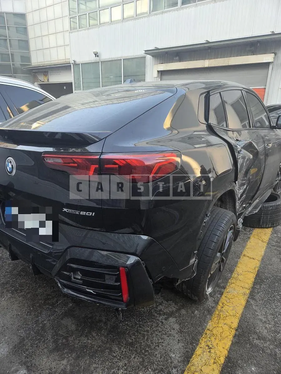 Photo 2 of 8: 2024 BMW X2 xDrive20i — Korean insurance auction