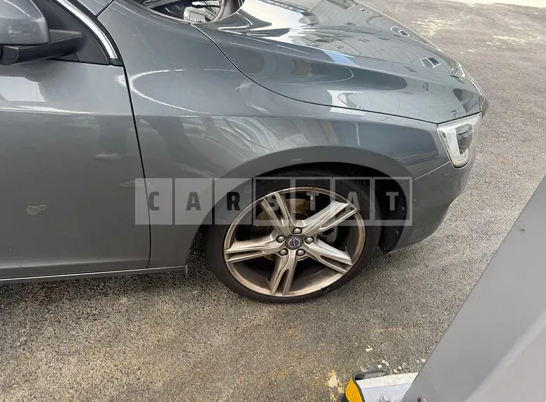 Photo 2 of 7: 2018 Volvo S60D4 — Korean insurance auction
