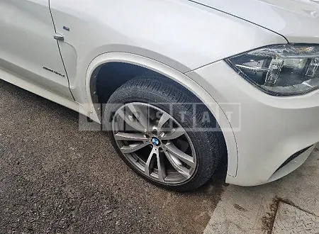 Photo 2 of 11: 2016 BMW X5 xDrive 40d, VIN WBAKS6108G0N63678 — Korean insurance auction