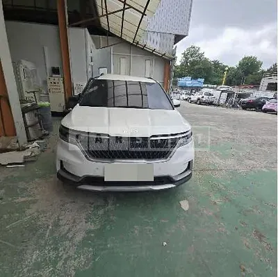 Photo 1 of 21: 2020 Kia Carnivals — Korean insurance auction
