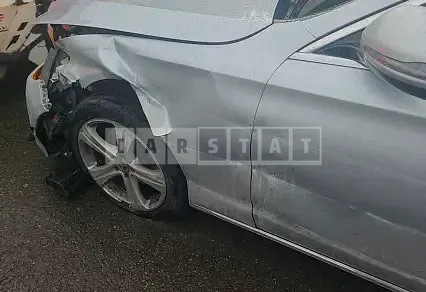 Photo 2 of 9: 2018 Mercedes-Benz E220d 4Matic, VIN WDDZF0FB1JA475933 — Korean insurance auction