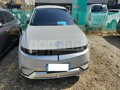 Photo 1 of 38: 2023 Hyundai Modern Ionic 5, VIN KMHKR81FPPU161559 — Korean insurance auction
