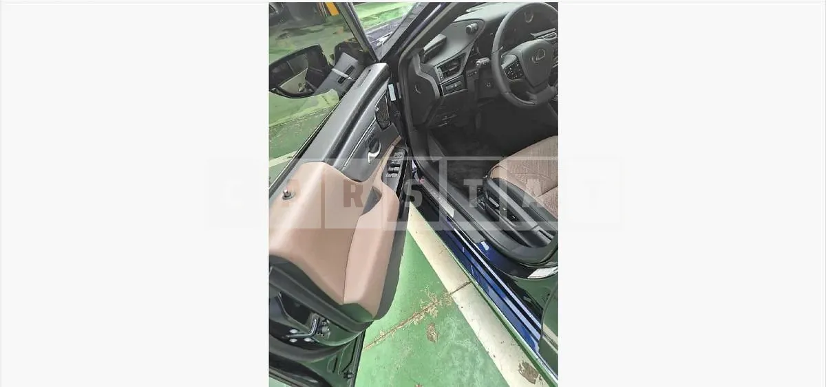 Photo 2 of 42: 2025 Lexus ES300h — Korean insurance auction