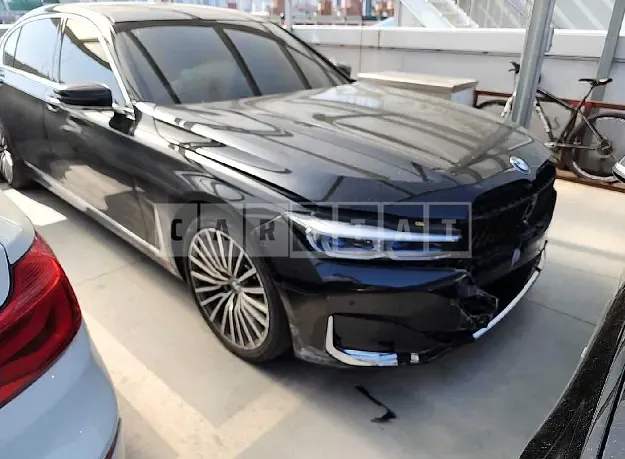 Photo 2 of 36: 2021 BMW 740Li xDrive, VIN WBA7T4103MCF07829 — Korean insurance auction