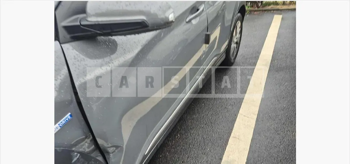 Photo 2 of 15: 2019 Hyundai Kona Electric Car — Korean insurance auction