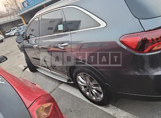Photo 2 of 48: 2018 Kia Sorento — Korean insurance auction