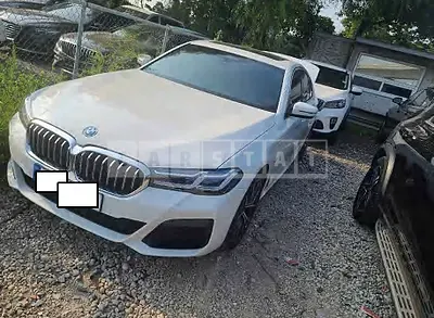 Photo 1 of 12: 2022 BMW 530e, VIN WBA51AG04NCJ79306 — Korean insurance auction