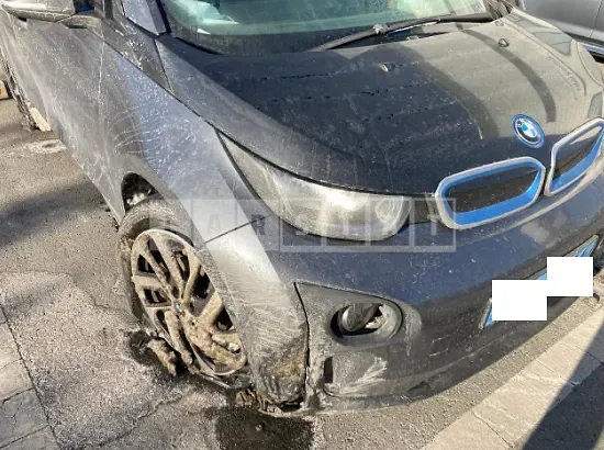 Photo 2 of 11: 2016 BMW i3, VIN WBY1Z2105GV608676 — Korean insurance auction