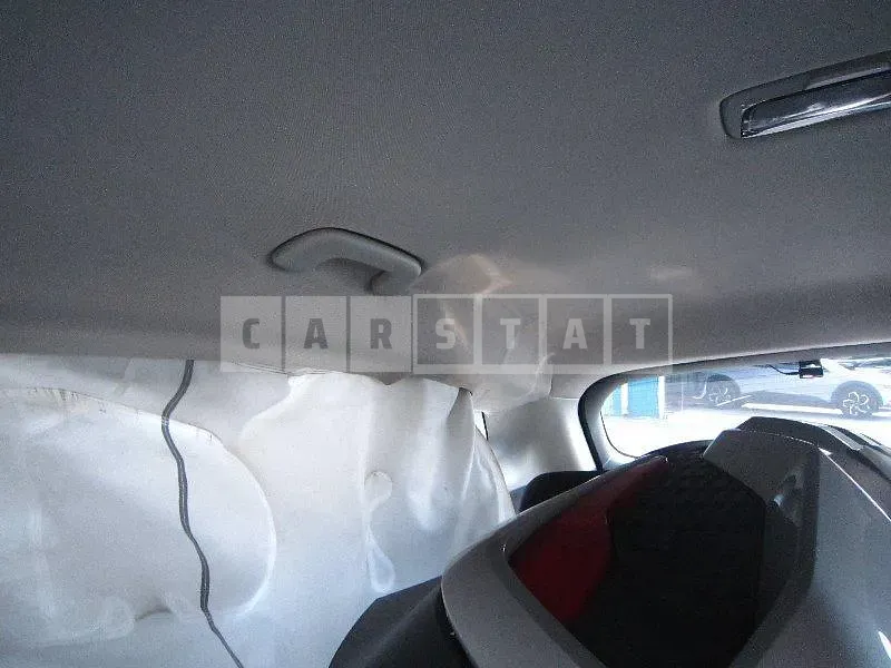 Photo 2 of 21: 2021 Kia Sportage — Korean insurance auction