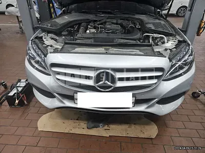 Photo 1 of 19: 2017 Mercedes-Benz C 200d — Korean insurance auction