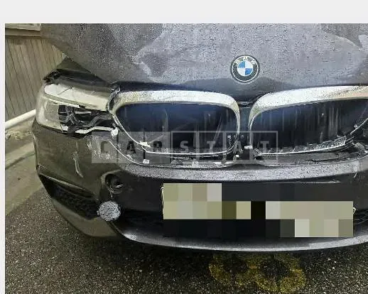 Photo 2 of 20: 2019 BMW 530i xDrive M Sport, VIN WBAJD9108KWW36190 — Korean insurance auction