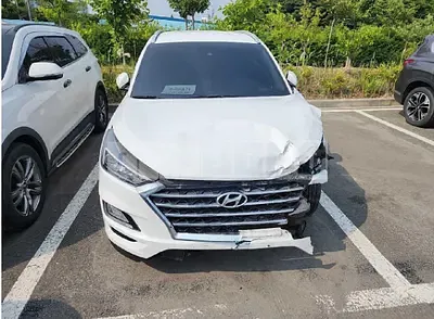 Photo 1 of 16: 2019 Hyundai Tucson, VIN KMHJ5812GKU126858 — Korean insurance auction