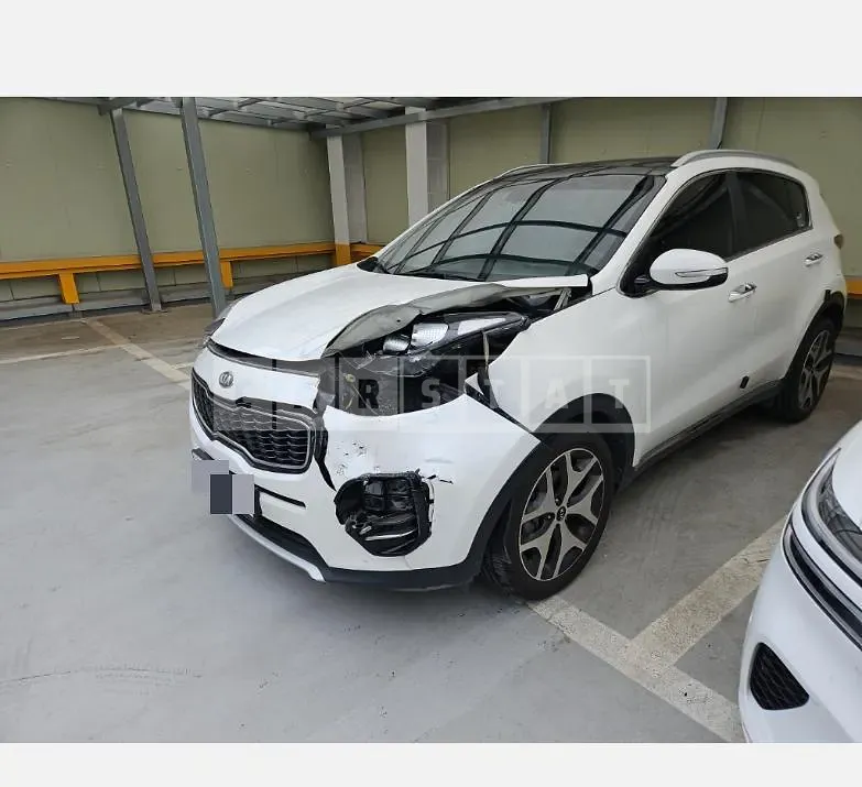Photo 2 of 16: 2016 Kia Sportage — Korean insurance auction