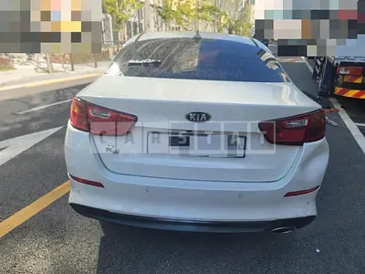 Photo 1 of 8: 2015 Kia K5 2.0(LPG), VIN KNAGN418BFA585458 — Korean insurance auction
