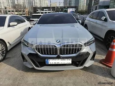 Photo 1 of 7: 2024 BMW 520i, VIN WBA21FJ02RCS19705 — Korean insurance auction