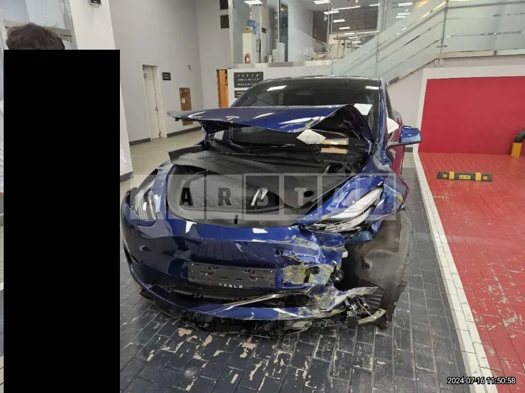 Photo 2 of 20: 2022 Tesla Model Y LongRange, VIN 7SAYGDEE9NF568835 — Korean insurance auction