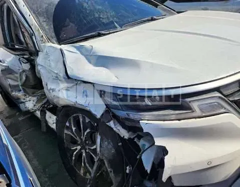 Photo 2 of 48: 2021 Kia Carnivals — Korean insurance auction