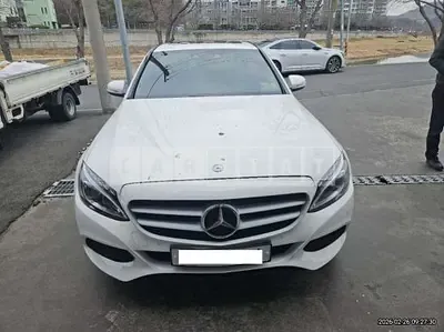 2015 Mercedes-Benz C 200