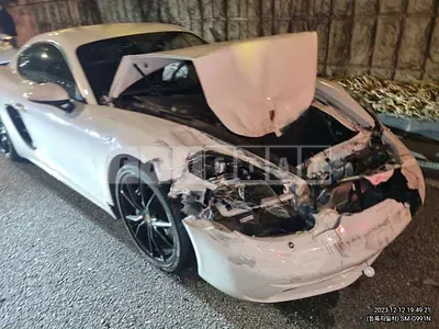 Photo 1 of 10: 2019 Porsche 718 Cayman, VIN WP0AA2981KS261375 — Korean insurance auction