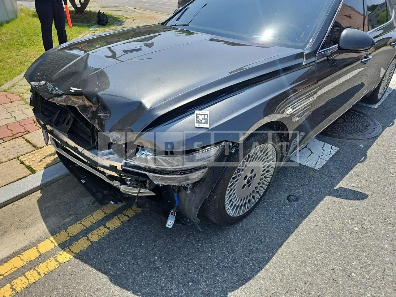 Photo 2 of 8: 2024 Genesis G80, VIN KMTGB41CDSU230523 — Korean insurance auction