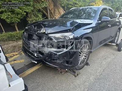 Photo 1 of 9: 2026 Mercedes-Benz GLC220d 4Matic, VIN W1NKM0FB8TF434490 — Korean insurance auction
