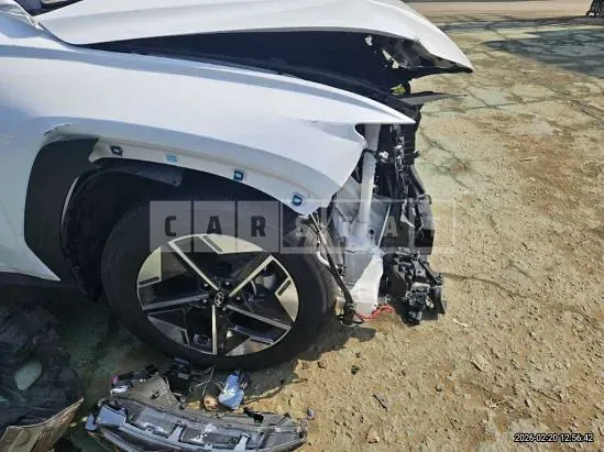 Photo 2 of 32: 2024 Hyundai Tucson, VIN KMHJC81BGRU386063 — Korean insurance auction